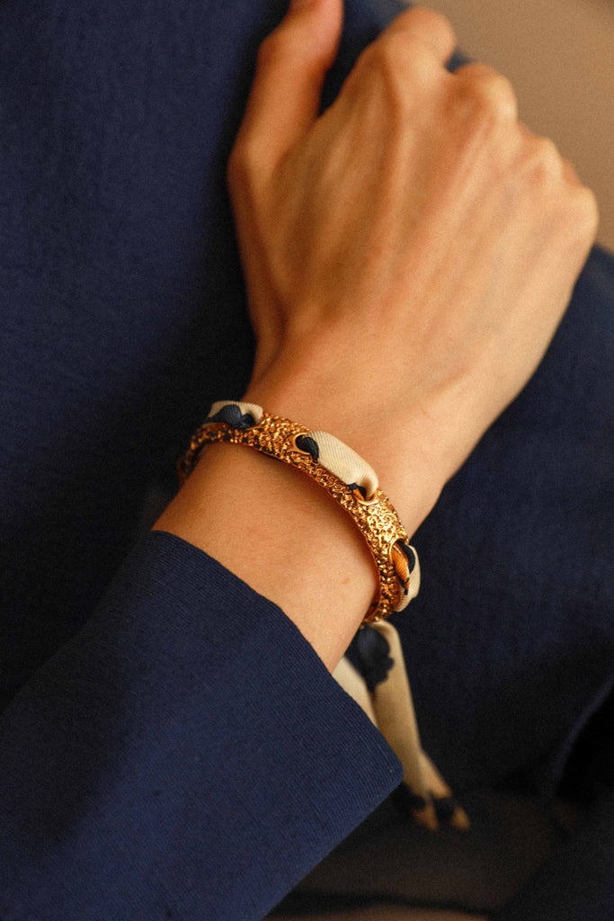 Bracelet with ribbon
